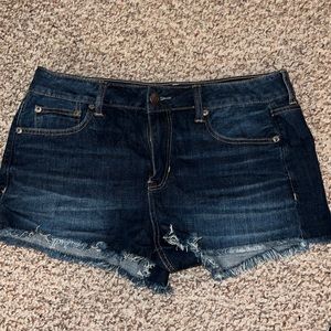 American Eagle Tomgirl Shortie Denim Shorts